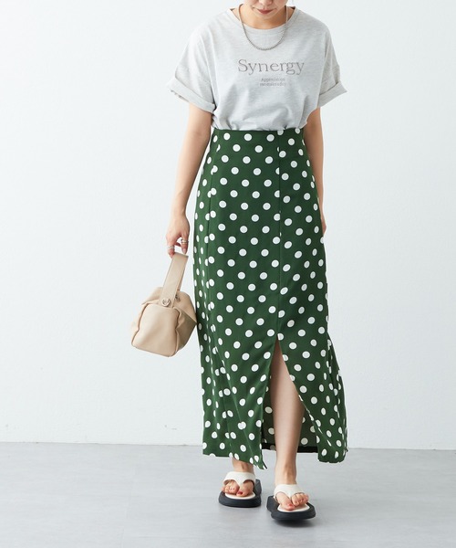 natural couture（ナチュラルクチュール）の「シルエットにもこだわった コインドットスリットスカート（スカート・レディース・ブラック/グリーン/ピンク・FREE）」の16枚目の写真