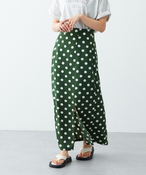 natural couture（ナチュラルクチュール）の「シルエットにもこだわった コインドットスリットスカート（スカート・レディース・ブラック/グリーン/ピンク・FREE）」の15枚目の写真