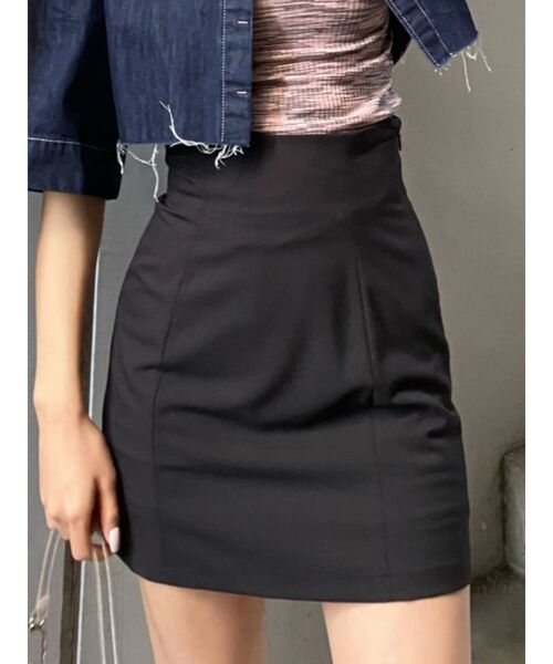 EMODA（エモダ）の「フィットミニスカート（スカート・レディース・ブラック/グレー/ピンク・SMALL/MEDIUM）」の2枚目の写真