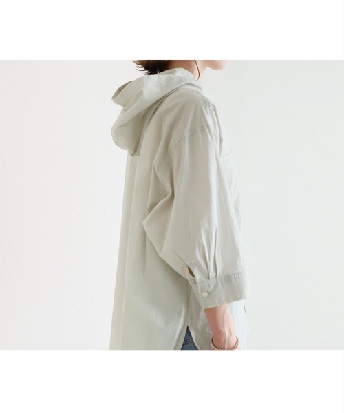 reca（レカ）の「フード付きBIG7分袖シャツ（シャツ/ブラウス・レディース・ライトグレー/ブラック系その他・FREE）」の6枚目の写真
