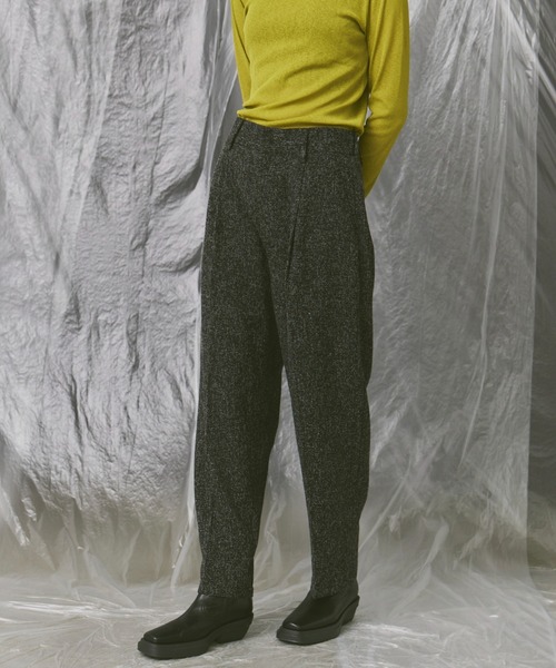 Happy John(ハッピージョン)の「wool like slacks pants/ウールライクスラックスパンツ(その他パンツ・レディース・ブラック/ベージュ・SMALL/MEDIUM)」の5枚目の写真