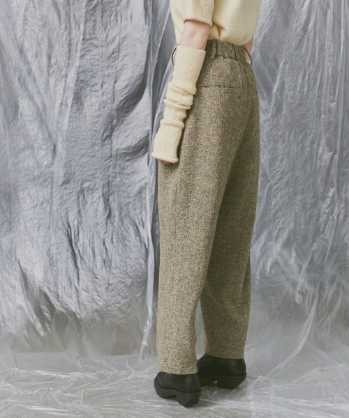 Happy John(ハッピージョン)の「wool like slacks pants/ウールライクスラックスパンツ(その他パンツ・レディース・ブラック/ベージュ・SMALL/MEDIUM)」の10枚目の写真
