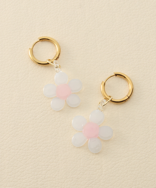 Oriens JOURNAL STANDARD(オリエンス ジャーナルスタンダード)の「【NINFA HANDMADE/ニンファ ハンドメイド】SAKURA(桜)(ピアス(両耳用)・レディース・ゴールド・FREE)」の4枚目の写真