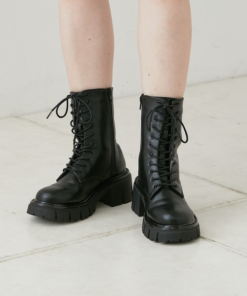 Chico（チコ）の「レースアップ厚底ミドルブーツ（ブーツ・レディース・ブラック/ベージュ/カーキ・SMALL/MEDIUM/LARGE）」の4枚目の写真