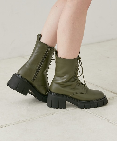 Chico（チコ）の「レースアップ厚底ミドルブーツ（ブーツ・レディース・ブラック/ベージュ/カーキ・SMALL/MEDIUM/LARGE）」の14枚目の写真