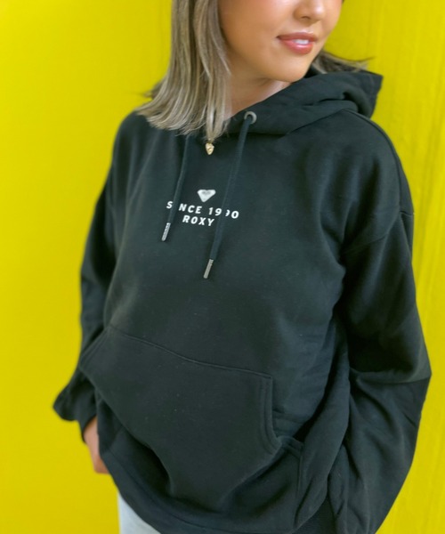 ROXY（ロキシー）の「LOGO HOODIE/ロキシーバックプリントプルオーバーパーカー（パーカー・レディース・ホワイト/ブラック/チャコールグレー/グレー・MEDIUM/LARGE）」の18枚目の写真