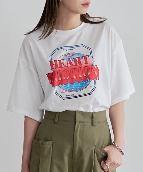 KOBE LETTUCE（コウベレタス）の「バンドツアー風Tシャツ（Tシャツ/カットソー・レディース・オフホワイト/ブラック/ピンク/ブルー/チャコール・FREE）」の2枚目の写真