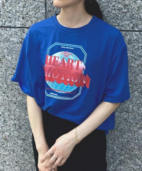 KOBE LETTUCE（コウベレタス）の「バンドツアー風Tシャツ（Tシャツ/カットソー・レディース・オフホワイト/ブラック/ピンク/ブルー/チャコール・FREE）」の5枚目の写真