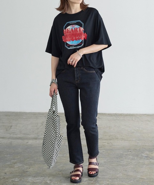 KOBE LETTUCE（コウベレタス）の「バンドツアー風Tシャツ（Tシャツ/カットソー・レディース・オフホワイト/ブラック/ピンク/ブルー/チャコール・FREE）」の15枚目の写真