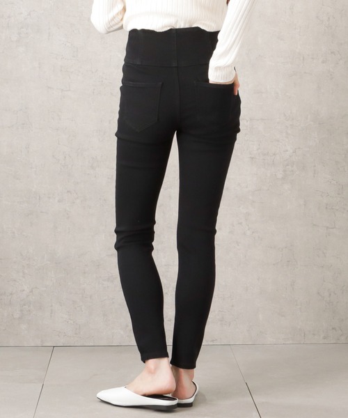 NAVY(ネイビー)の「GOOD STYLE JEANS ハイウエストスキニーデニムパンツ(デニムパンツ・レディース・ワンウォッシュ/ブラック・L/M/XS/S)」の9枚目の写真