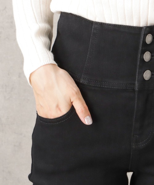 NAVY(ネイビー)の「GOOD STYLE JEANS ハイウエストスキニーデニムパンツ(デニムパンツ・レディース・ワンウォッシュ/ブラック・L/M/XS/S)」の13枚目の写真