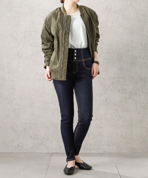 NAVY(ネイビー)の「GOOD STYLE JEANS ハイウエストスキニーデニムパンツ(デニムパンツ・レディース・ワンウォッシュ/ブラック・L/M/XS/S)」の4枚目の写真