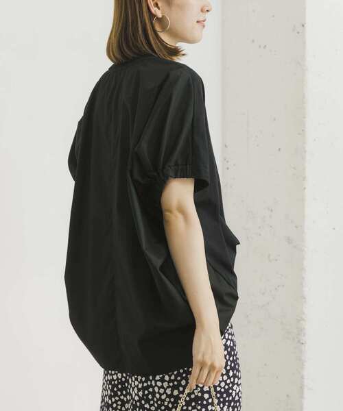 URBAN RESEARCH(アーバンリサーチ)の「前後切替オーバーチュニック(Tシャツ/カットソー・レディース・ブラック/ホワイト/ブルー・FREE)」の13枚目の写真