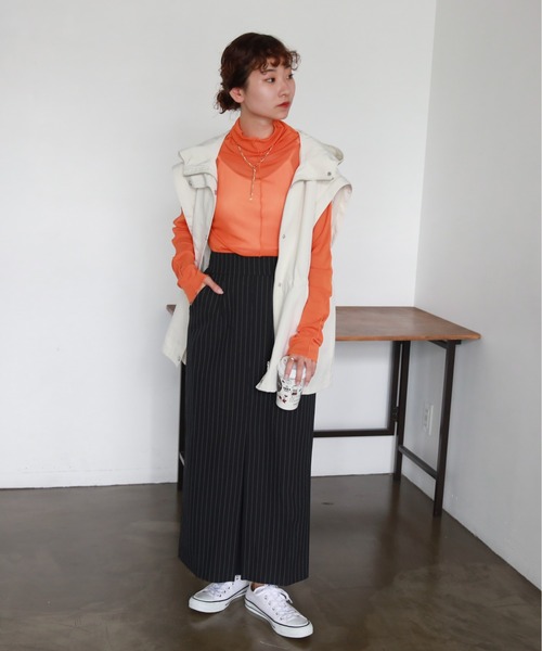 feepur(フェピュール)の「【TALLサイズあり】フロントタックロングタイトスカート(スカート・レディース・ブラック/グレー/アイボリー/ネイビー×ホワイト・MEDIUM/TALL)」の5枚目の写真