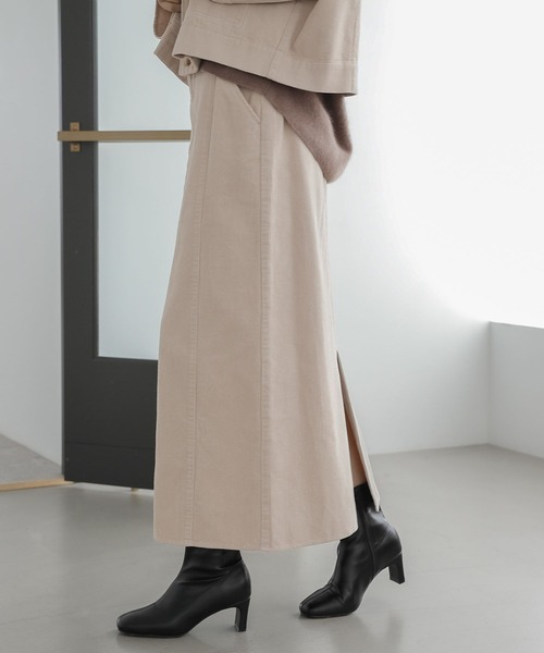 LAKOLE（ラコレ）の「8Wコーデュロイナロースカート[セットアップ対応] / 158270（スカート・レディース・ダークブラウン/カーキ/オレンジ系その他/グレイッシュベージュ・SMALL/MEDIUM）」の3枚目の写真