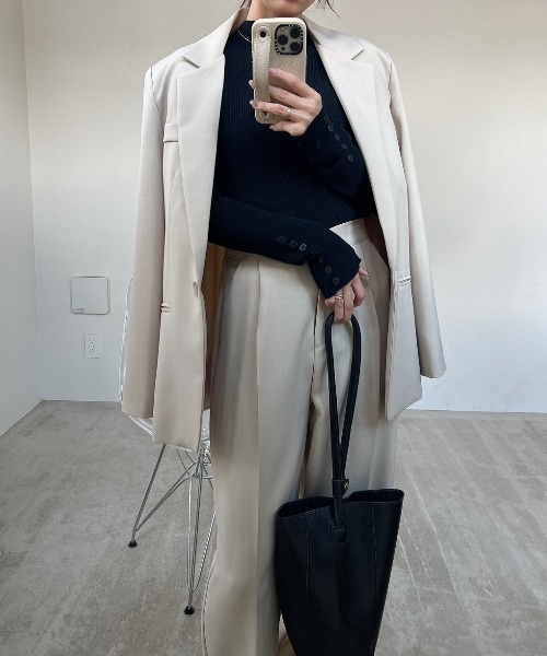 ACYM(アシーム)の「Usual color スラックス(スラックス・レディース・ダークグレー/ベージュ・SMALL/MEDIUM)」の16枚目の写真