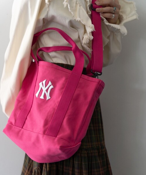FREAK'S STORE（フリークスストア）の「MLB × FREAK'S STORE/エムエルビー/メジャーリーグベースボール 別注MLB TOTE MEDIUM/別注エムエルビートートバッグMサイズ（トートバッグ・レディース・ネイビー/ピンク/グリーン/その他・ONE SIZE）」の10枚目の写真