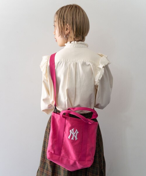 FREAK'S STORE（フリークスストア）の「MLB × FREAK'S STORE/エムエルビー/メジャーリーグベースボール 別注MLB TOTE MEDIUM/別注エムエルビートートバッグMサイズ（トートバッグ・レディース・ネイビー/ピンク/グリーン/その他・ONE SIZE）」の12枚目の写真
