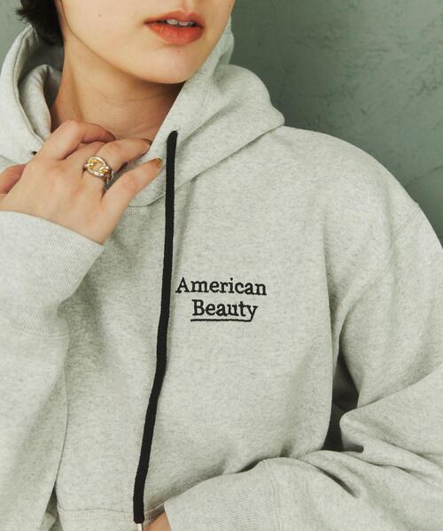 coen(コーエン)の「ヘビー裏起毛刺繍フーディー(パーカー・レディース・イエロー/ネイビー/ライトグレー・M/L)」の2枚目の写真