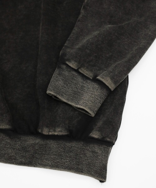 LEGENDA（レジェンダ）の「レジェンダ アシッドウォッシュ ローズ ホールディング スウェットシャツ / LEGENDA Acid-Wash Rose Holding Sweatshirt（スウェット・メンズ・ブラック×ホワイト/ブラック×パープル/ブラック×グリーン/ブラック×ブルー・FREE）」の19枚目の写真