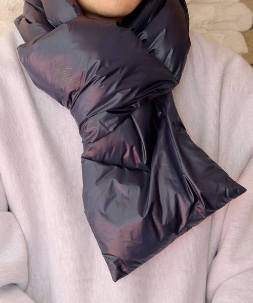 NANGA（ナンガ）の「NANGA/ナンガ POTABLE LIGHT DOWN MUFFLER(UNISEX) ダウンマフラー（マフラー・メンズ・ブラック/ベージュ/ネイビー/ブラウン/カーキ・FREE）」の16枚目の写真