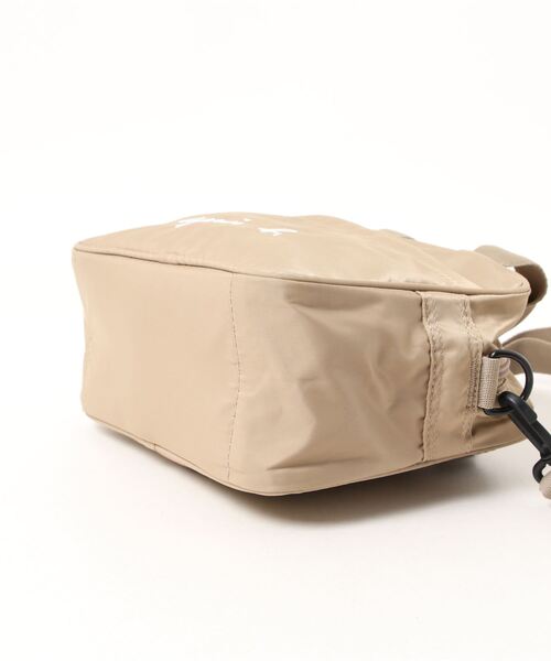 agnes b.（アニエスベー）の「GL11 E BAG ロゴ2way通園バッグ（トートバッグ・キッズ・ベージュ・FREE）」の5枚目の写真