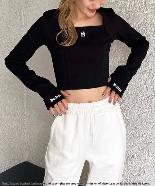 BACK TO THE FIELD(バック トゥー ザ フィールド)の「【MLB】刺繍ロゴカットタイトリブトップス(Tシャツ/カットソー・レディース・ホワイト/グリーン/ブラック・FREE)」の2枚目の写真