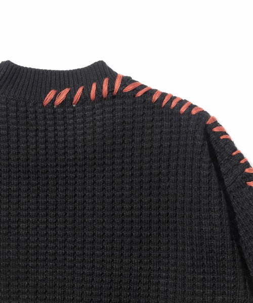 HOOK(フック)の「HOOK -original- ワッフル編み手縫いステッチバラ刺繍ニット風スウェット(スウェット・メンズ・ライトベージュ/ブラック・M/L/XL)」の15枚目の写真