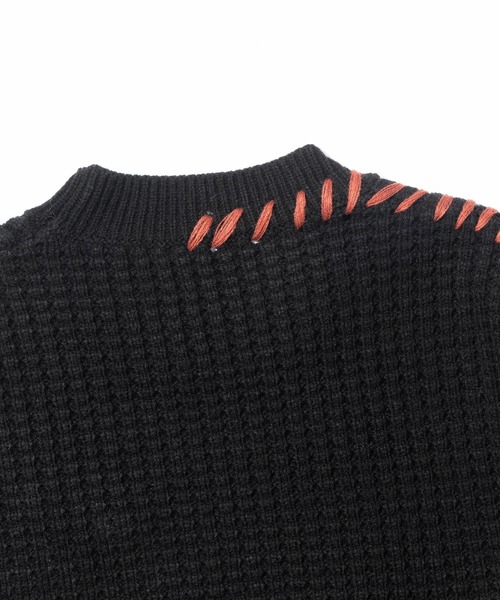 HOOK(フック)の「HOOK -original- ワッフル編み手縫いステッチバラ刺繍ニット風スウェット(スウェット・メンズ・ライトベージュ/ブラック・M/L/XL)」の13枚目の写真