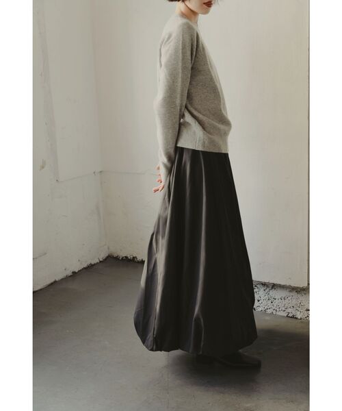 Kari & lili（カウリアンドリィリィ）の「balloon skirt（スカート・レディース・オフホワイト/ブラック/ダークブルー・FREE）」の6枚目の写真