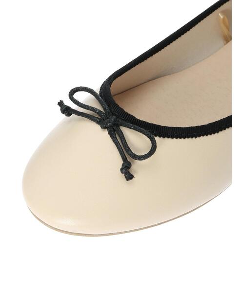 Samansa Mos2(サマンサ モスモス)の「バイカラーバレエシューズ(ドレスシューズ・レディース・ベージュ/ブラック・LARGE/MEDIUM)」の6枚目の写真