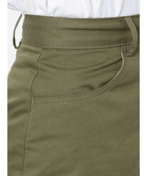 EVRIS(エヴリス)の「ポケットデザインローウエストスカート(スカート・レディース・カーキ/ブラック・SMALL/MEDIUM)」の11枚目の写真