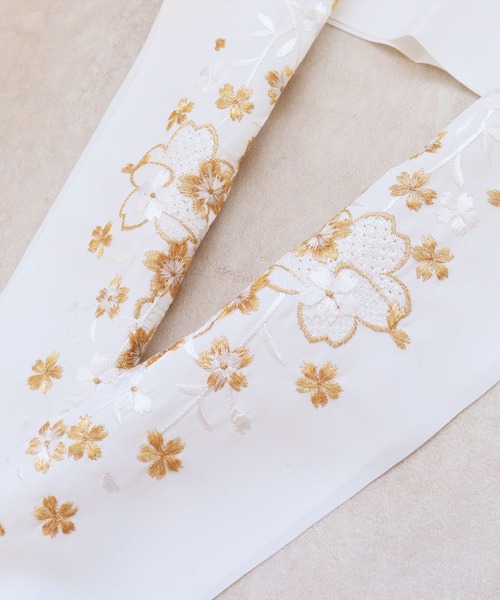 utatane（ウタタネ）の「半衿 パールドロン刺繍 日本製（和装小物・レディース・ホワイト系5/ホワイト系1/ホワイト系4/ホワイト系3/ホワイト系2・FREE）」の7枚目の写真