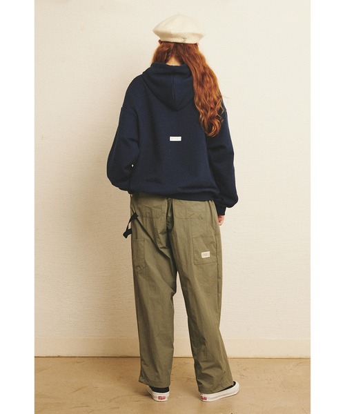 LIBERE(リベーレ)の「LIBERE リベーレ / CHEEKY HOODIE チーキービッグシルエットフーディー パーカー / 231225-231226(パーカー・メンズ・グレー/ネイビー・SMALL/MEDIUM/LARGE)」の18枚目の写真