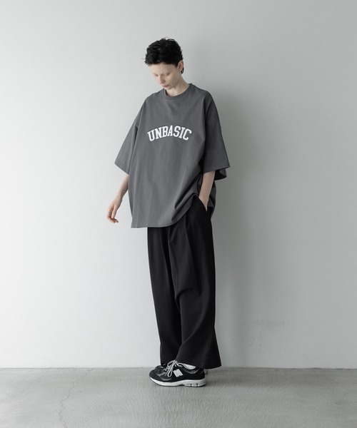 remer（リメール）の「loose UNBASIC logo over Tee / ルーズアンベーシックロゴオーバーT（Tシャツ/カットソー・メンズ・ブラック/チャコールグレー/グレー・SMALL/MEDIUM/LARGE）」の5枚目の写真
