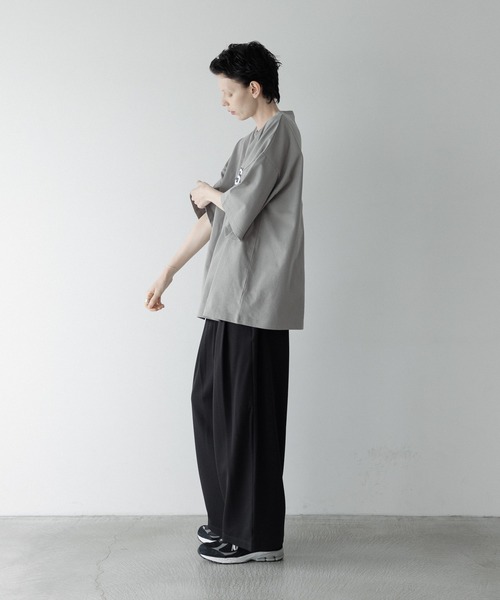 remer（リメール）の「loose UNBASIC logo over Tee / ルーズアンベーシックロゴオーバーT（Tシャツ/カットソー・メンズ・ブラック/チャコールグレー/グレー・SMALL/MEDIUM/LARGE）」の15枚目の写真