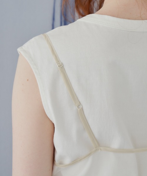 MERLOT（メルロー）の「ウエストフリルチュールキャミワンピース（ワンピース・レディース・ブラック/ナチュラル・FREE）」の7枚目の写真