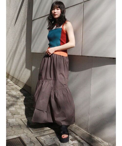 MURUA(ムルーア)の「アシメギャザーロングスカート(スカート・レディース・ダークグレー/ブルー・FREE)」の14枚目の写真