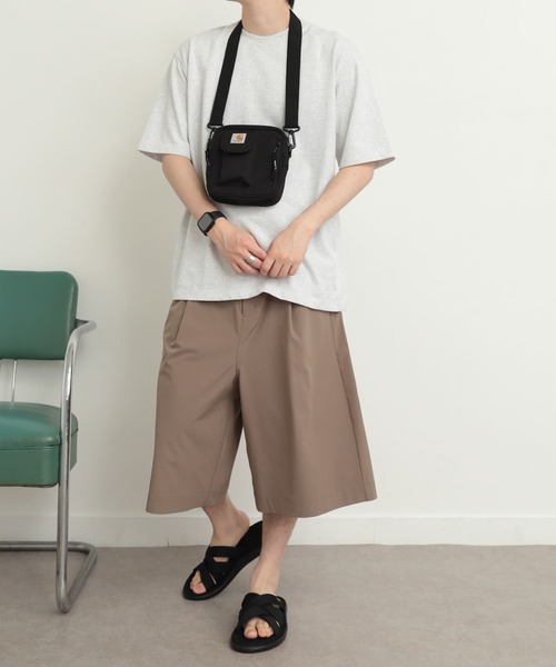 Carhartt(カーハート)の「『WEB/一部店舗限定』CARHARTT ESSENTIAL BAG S(ショルダーバッグ・メンズ・ブラック・ONE)」の4枚目の写真