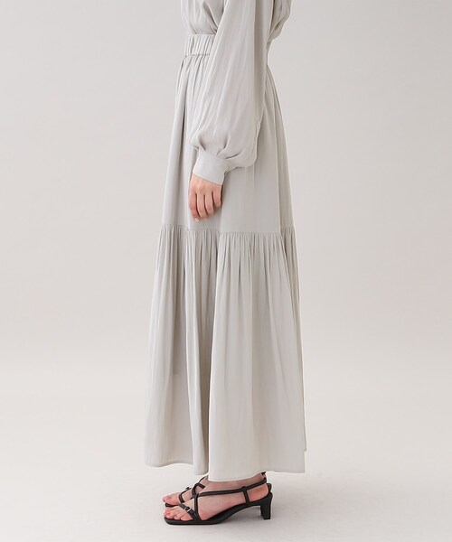 GALLEST（ギャレスト）の「サテンワッシャーティアードスカート【ウォッシャブル】（スカート・レディース・チャコールグレー/ライトグレー・05/13/36/38/40）」の5枚目の写真