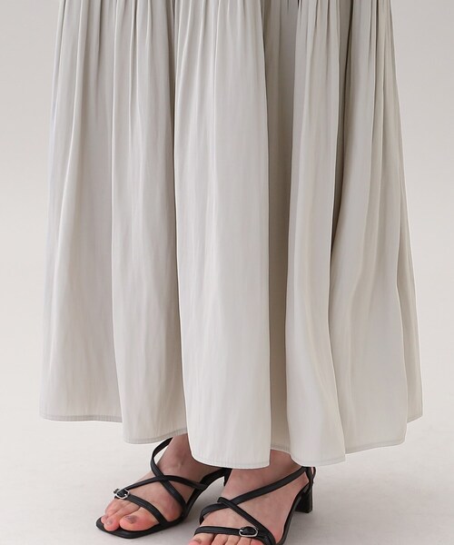 GALLEST（ギャレスト）の「サテンワッシャーティアードスカート【ウォッシャブル】（スカート・レディース・チャコールグレー/ライトグレー・05/13/36/38/40）」の8枚目の写真