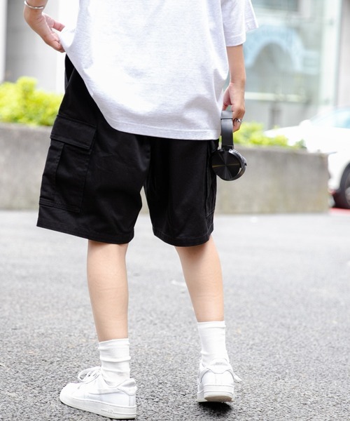 WEGO（ウィゴー）の「WEGO/ワイドカーゴショーツ（カーゴパンツ・メンズ・ブラック/グレー/カーキ/ホワイト・LARGE/MEDIUM）」の7枚目の写真