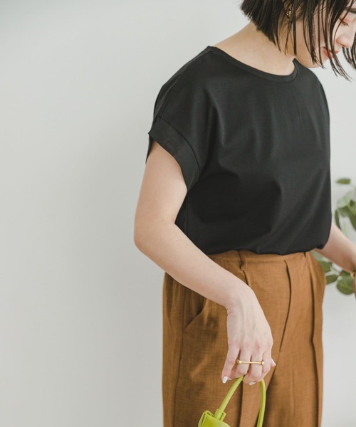 ITEMS URBANRESEARCH（アイテムズ アーバンリサーチ）の「バックタックフレンチプルオーバー（Tシャツ/カットソー・レディース・ブラック/ホワイト/カーキ/キャメル・FREE）」の3枚目の写真