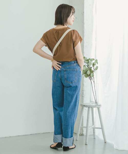 ITEMS URBANRESEARCH（アイテムズ アーバンリサーチ）の「バックタックフレンチプルオーバー（Tシャツ/カットソー・レディース・ブラック/ホワイト/カーキ/キャメル・FREE）」の18枚目の写真