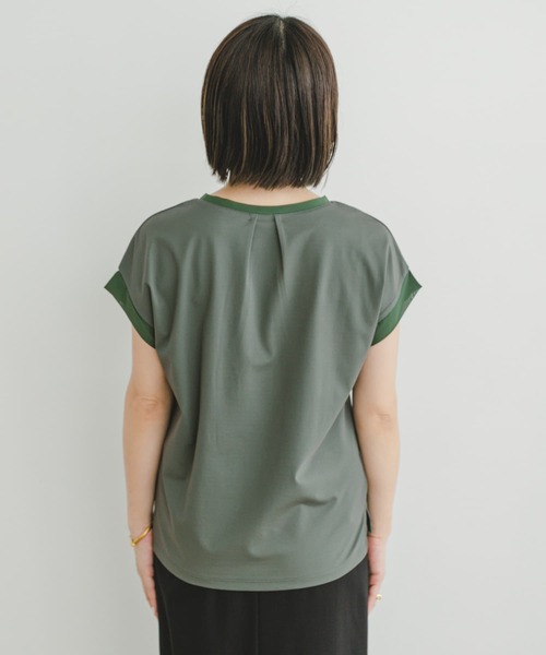 ITEMS URBANRESEARCH（アイテムズ アーバンリサーチ）の「バックタックフレンチプルオーバー（Tシャツ/カットソー・レディース・ブラック/ホワイト/カーキ/キャメル・FREE）」の15枚目の写真