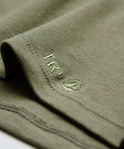 ROPE'(ロペ)の「【PETIT BATEAU(プチバトー)×ROPE'】VネックTEE(Tシャツ/カットソー・レディース・ブラック/ホワイト/ホワイト系その他2/オリーブ/ブルー系その他4・M/S)」の14枚目の写真