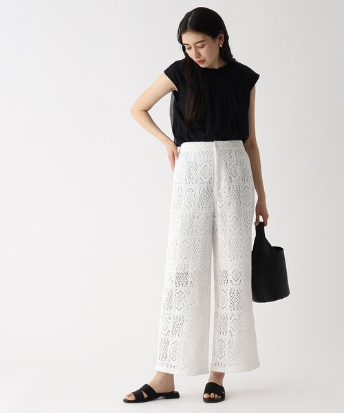 OPAQUE.CLIP(オペークドットクリップ)の「◆スクエアレースワイドイージーパンツ【イージーケア/洗濯機洗い可】(その他パンツ・レディース・オフホワイト/ブラック・36/38/40)」の9枚目の写真