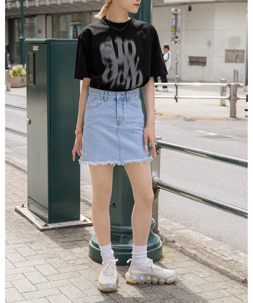 SLOWACID（スローアシッド）の「【UNISEX】SLOW ACID／BLURRY LOGO T 2908779（Tシャツ/カットソー・レディース・ブラック/カーキ/ホワイト/ピンク・SMALL/MEDIUM/LARGE）」の12枚目の写真