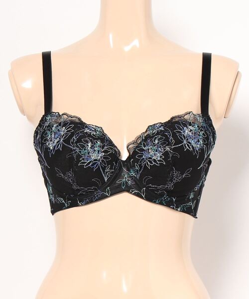 Triumph（トリンプ）の「【脇から寄せて、スリムに盛れる】天使のブラ スリムライン 極上ライト564 ブラジャー【D,E,Fカップ】TR564 WHU（ブラジャー・レディース・ライトブルー/ベージュ/オレンジ/ブラック・F80/E70/D75/F70/D70/E75/F75/D90/E95/E80/D65/D95/D80/E90/E65/E85/D85/F65）」の19枚目の写真