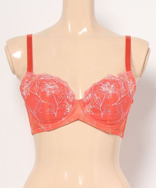 Triumph（トリンプ）の「【脇から寄せて、スリムに盛れる】天使のブラ スリムライン 極上ライト564 ブラジャー【D,E,Fカップ】TR564 WHU（ブラジャー・レディース・ライトブルー/ベージュ/オレンジ/ブラック・F80/E70/D75/F70/D70/E75/F75/D90/E95/E80/D65/D95/D80/E90/E65/E85/D85/F65）」の16枚目の写真